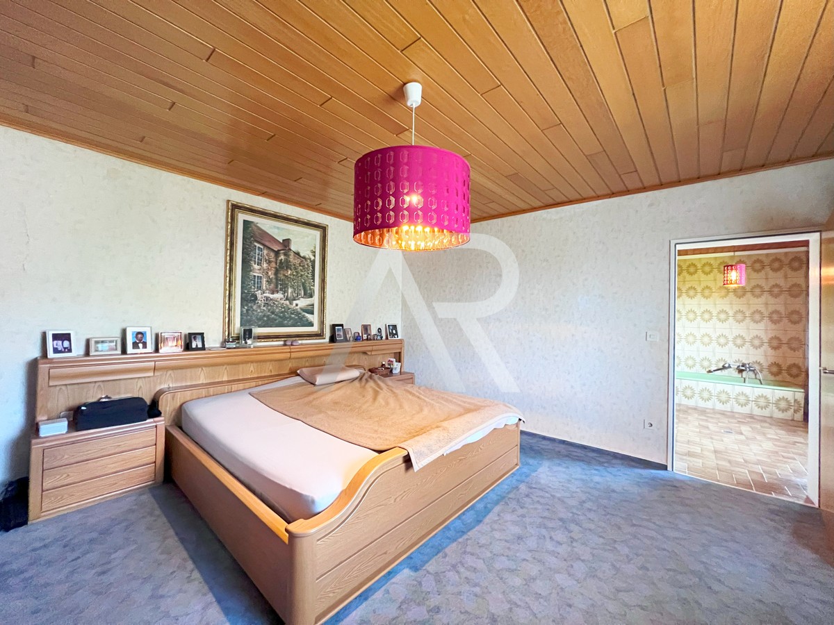 Schlafzimmer (31m²)