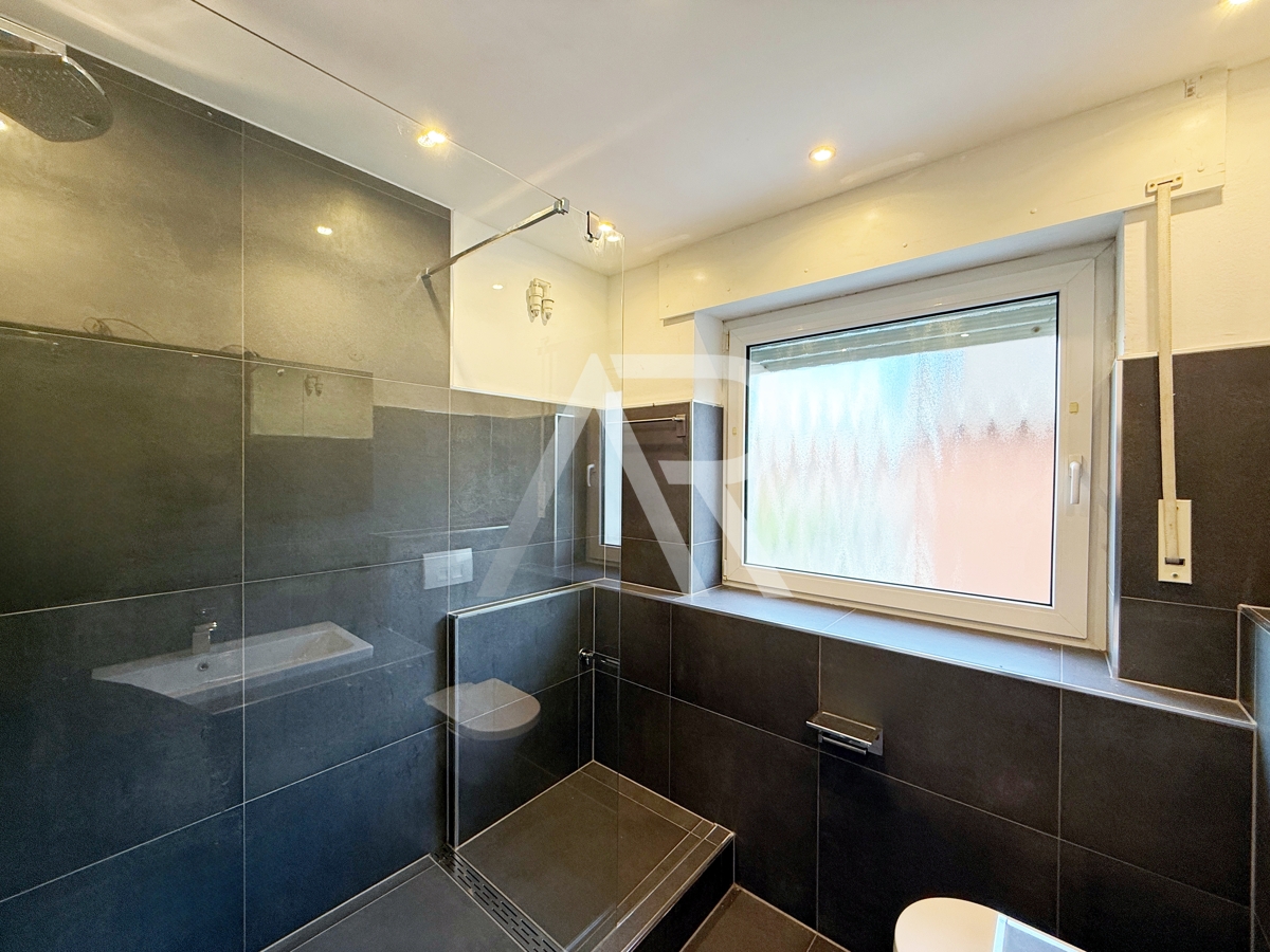 Badezimmer 1. OG