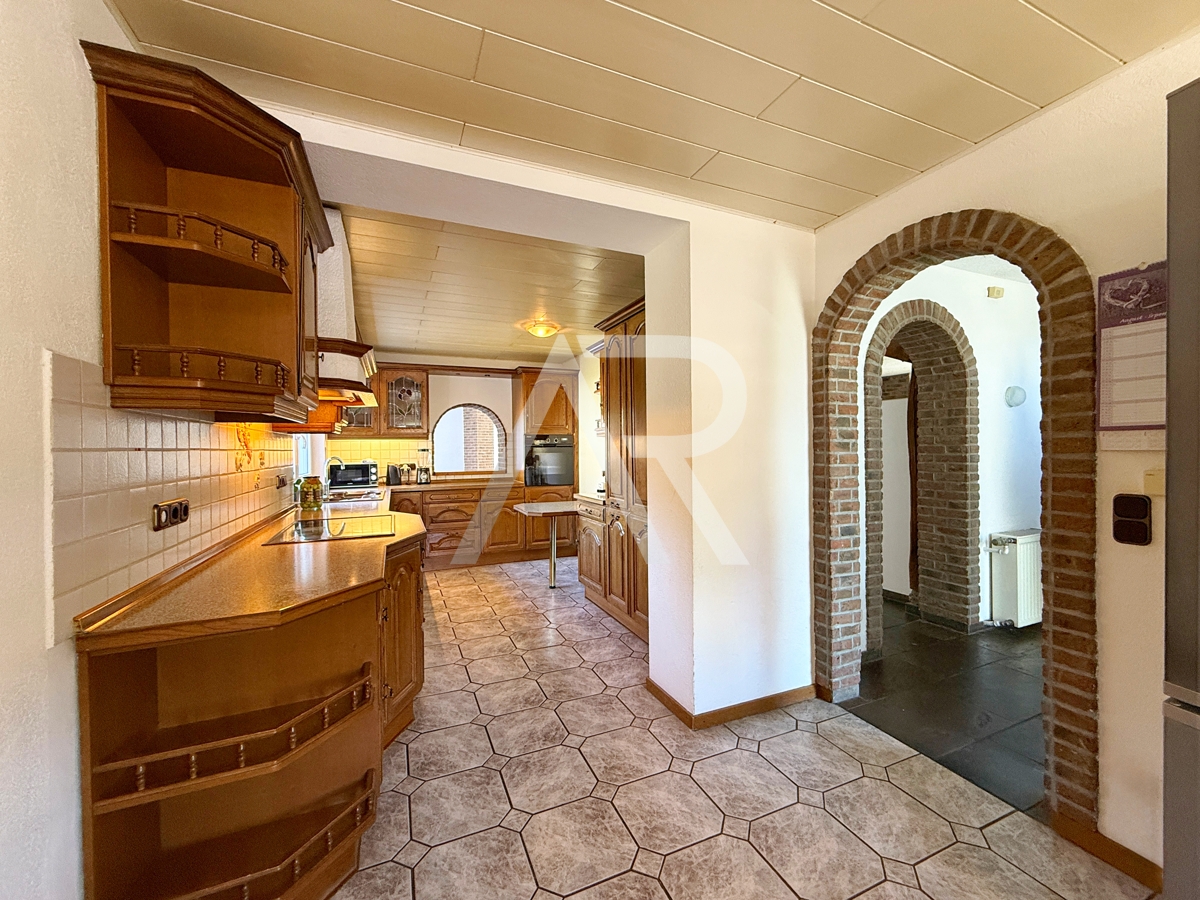 Küche mit Essbereich